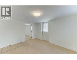 190 LANCASTER Street E - 16