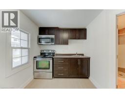 190 LANCASTER Street E - 22