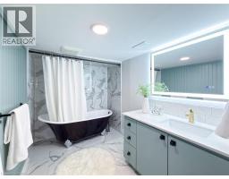 239 HAMILTON Street - 17