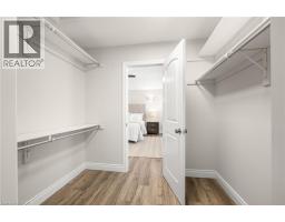 279 ZELLER Drive - 23