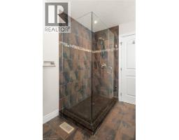 279 ZELLER Drive - 25