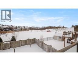 279 ZELLER Drive - 39