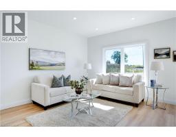 2572 CONSTANCE Avenue - 5