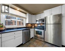 220 SALISBURY Avenue UnitNo. 23 - 15