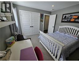 46 STONEBRIDGE Place - 33