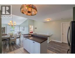 19 SOMERSET Drive UnitNo. 16 - 10