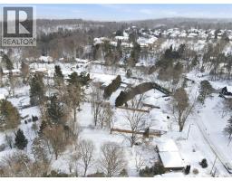 167 FALLINGBROOK Drive - 49