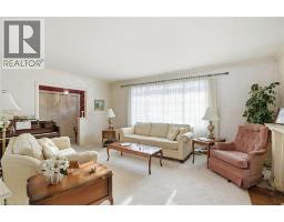 167 FALLINGBROOK Drive - 8