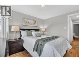 6 ARDWOOD Place - 35