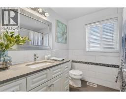 6 ARDWOOD Place - 36