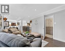 6 ARDWOOD Place - 45