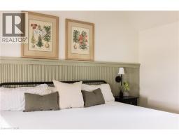 23 CENTRE Street - 37