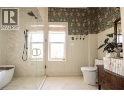 23 CENTRE Street - 41