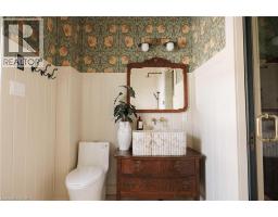 23 CENTRE Street - 43