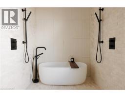 23 CENTRE Street - 45