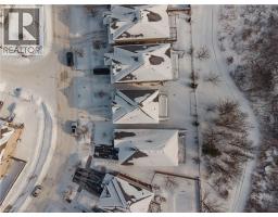 23 DOON CREEK Street - 29