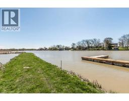 3 COPPER BEECH Drive - 34