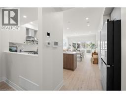 84 CHALMERS Street N - 16