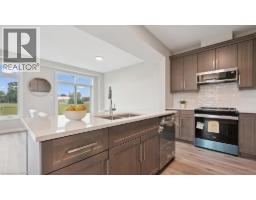 60 AYR MEADOWS Crescent - 14