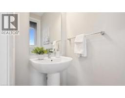 60 AYR MEADOWS Crescent - 16