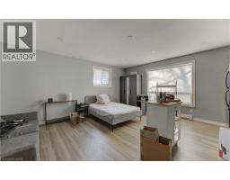 61 WATERLOO Street - 25