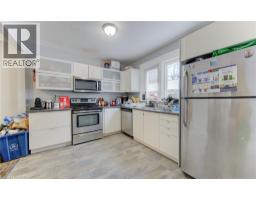 61 WATERLOO Street - 5