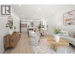 82 CHALMERS Street N - 22