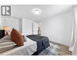 243 HIGHVIEW Drive - 26