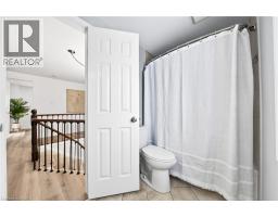 243 HIGHVIEW Drive - 32