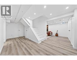 243 HIGHVIEW Drive - 34