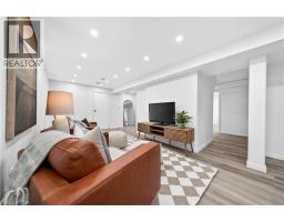 243 HIGHVIEW Drive - 38