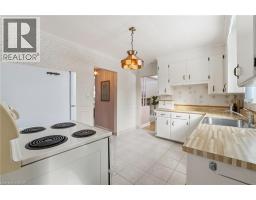 42 GILBERT Avenue - 13