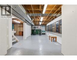 42 GILBERT Avenue - 19