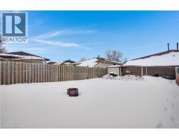 74 BAKERSFIELD Drive - 36