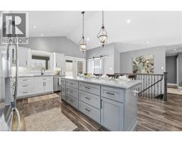 525 KROTZ Street E - 4