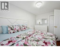 82 RALGREEN Crescent - 16