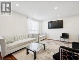 82 RALGREEN Crescent - 9