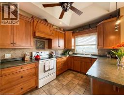 14 EAST Street S - 38