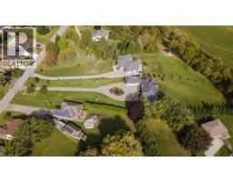 14 EAST Street S - 47