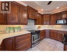 14 EAST Street S - 8