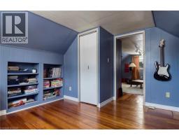 30 WILLIAMS Street - 28