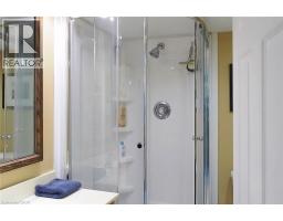 30 WILLIAMS Street - 32