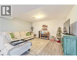 23 MACNEIL Court - 25