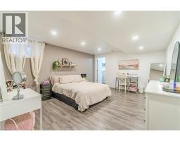 23 MACNEIL Court - 27