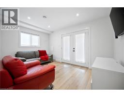 12 PARK LANE Crescent - 19