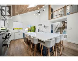 12 PARK LANE Crescent - 25