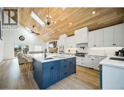 12 PARK LANE Crescent - 26