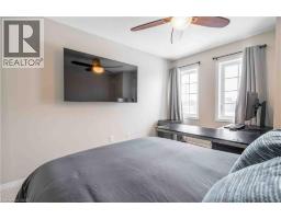 115 LARRY Crescent - 29