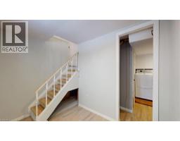 22 BROADVIEW Avenue - 27