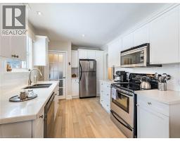 20 HILLIER Crescent - 12